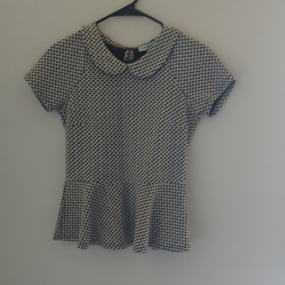 Elegant Black and White Women's Blouse